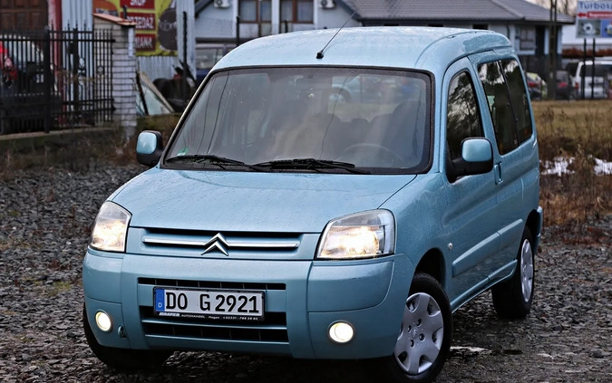 Citroen Berlingo cena 11800 przebieg: 153300, rok produkcji 2006 z Gostynin małe 742